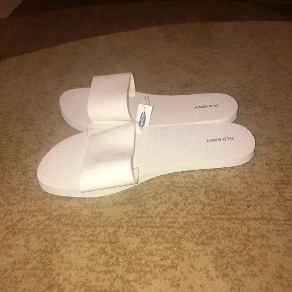 Old navy slides white sz 8 - Picture 3 of 3